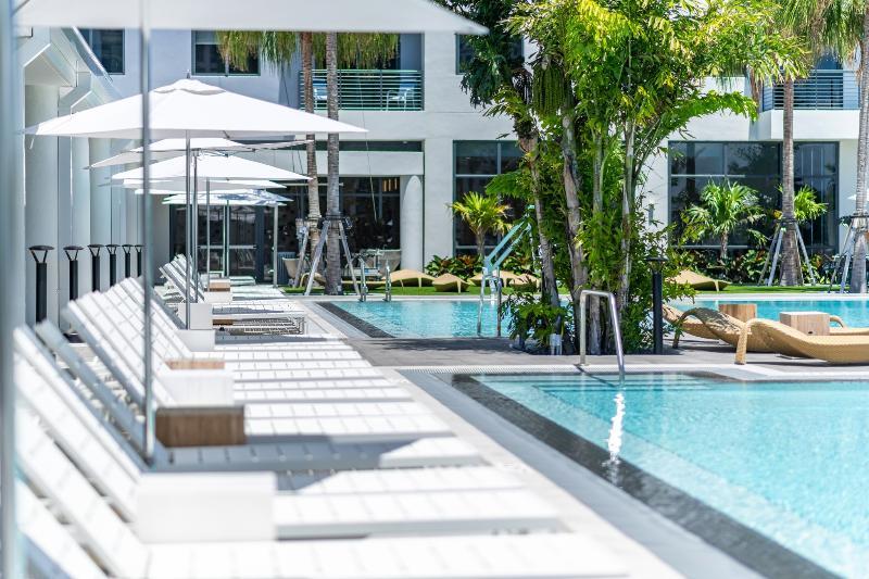 Global Luxury Downtown * Miami